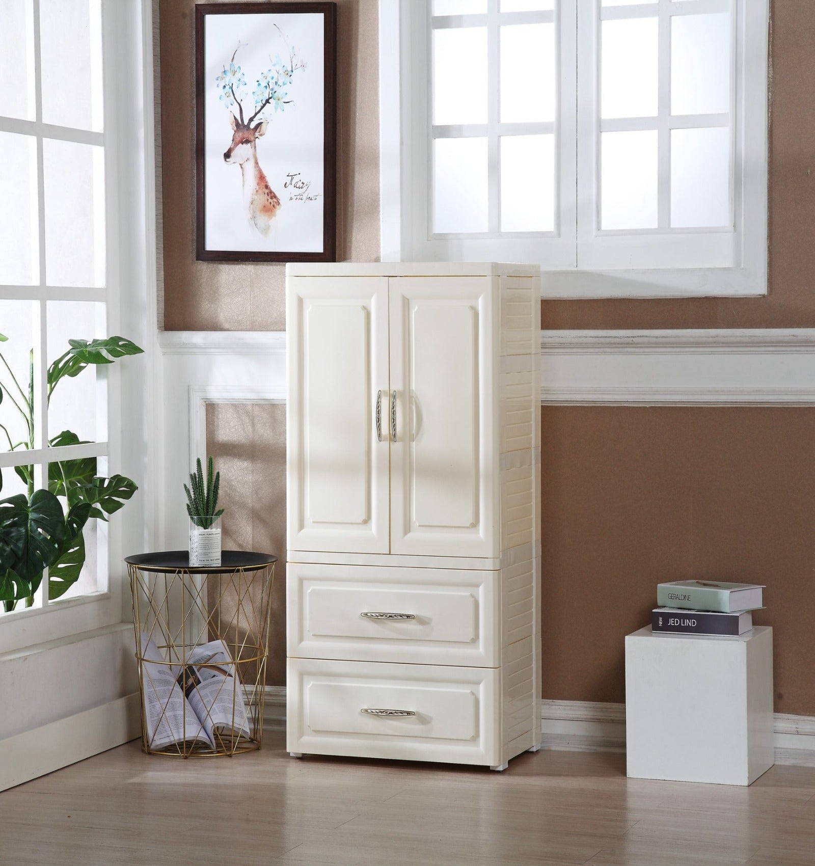 Small deals wardrobe dresser